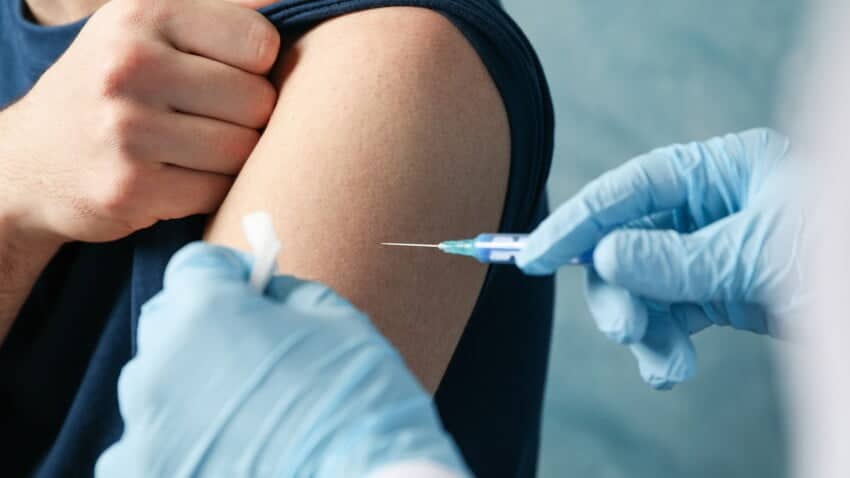 vaccin covid les 3 contre indications qui peuvent vous empecher de vous faire vacciner