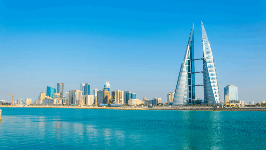 عقد عمل لمدة 12 شهر في البحرين براتب 900 دينار بحريني