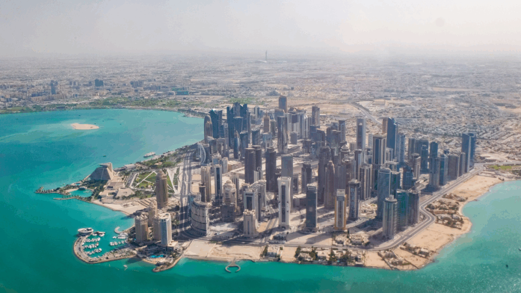 عقد عمل في مدرسة دولية في قطر براتب شهري 13000 ريال قطري